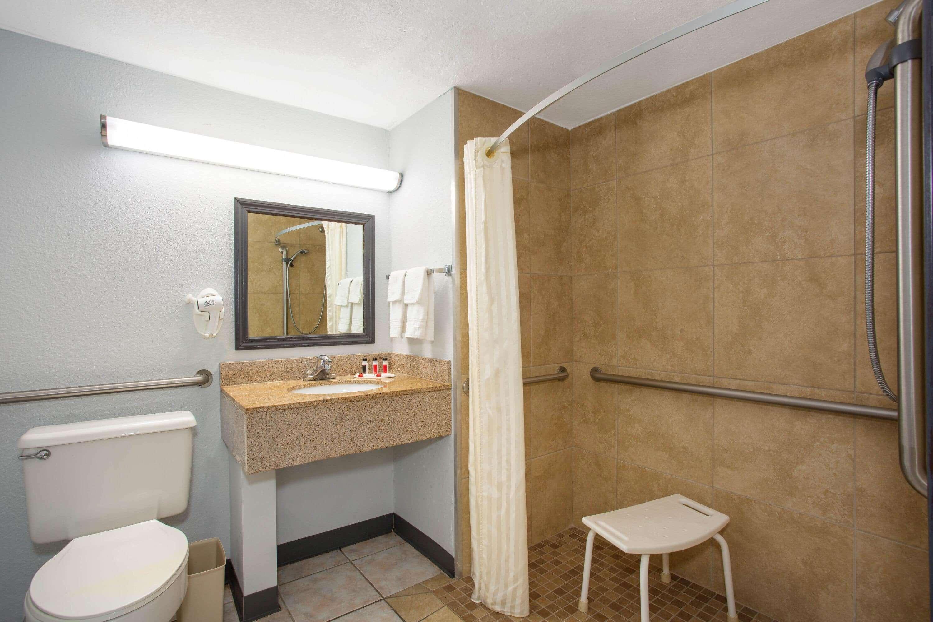 Super 8 By Wyndham Naples Hotel Golden Gate Exterior photo